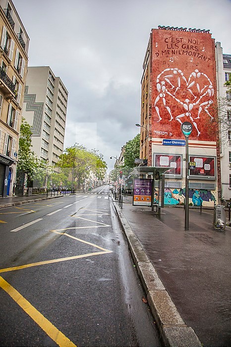Rue Menilmontant deserted on May 1st. No sale of thrush authorized on the public highway.