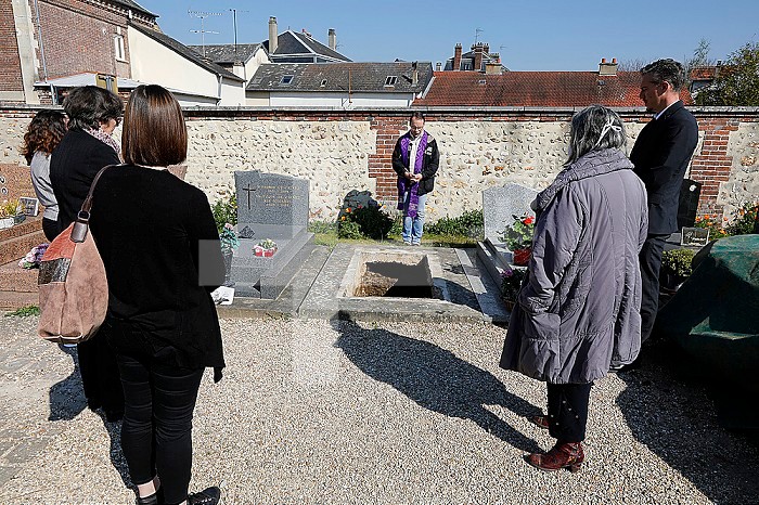 Funeral at Evreux graveyard, France during COVID-19 epidemic.