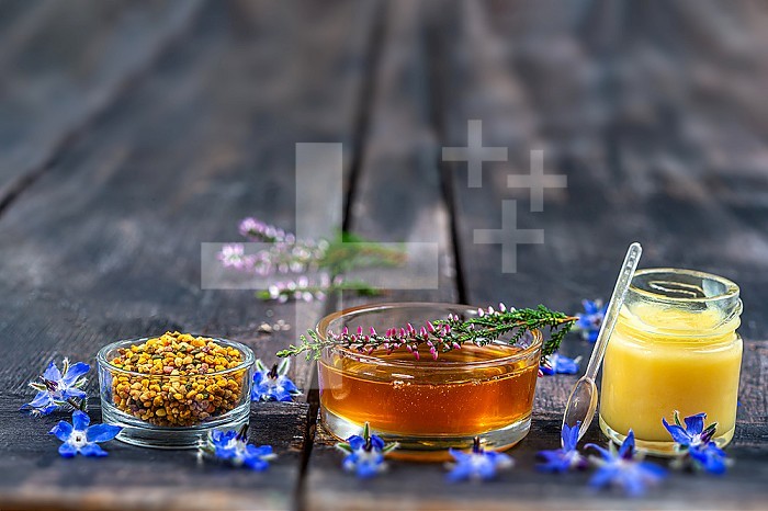 Honey, Flower Pollen and Royal Jelly with Borage and Heather Flowers.