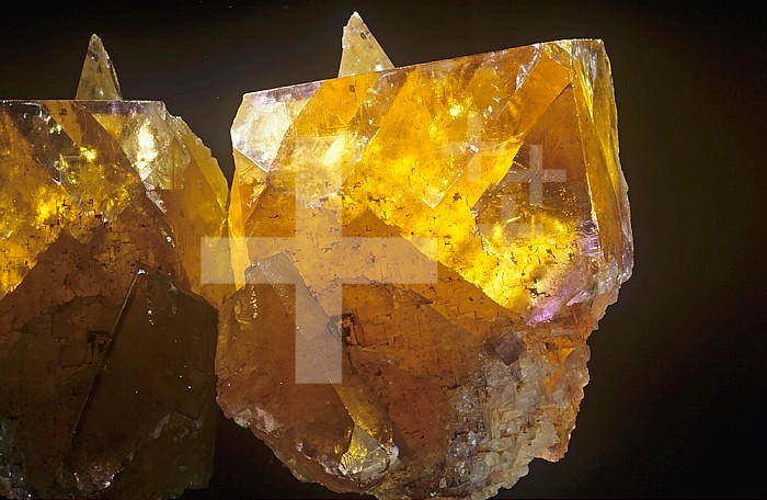 Yellow Fluorite Crystals, Illinois, USA.