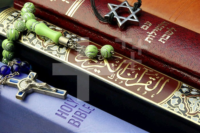 Christianity, Islam and Judaism : 3 monotheistic religions. Bible, Quran and Bible. Interfaith symbols.